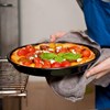 Smaltovaná forma na pizzu - 32 cm - čierna