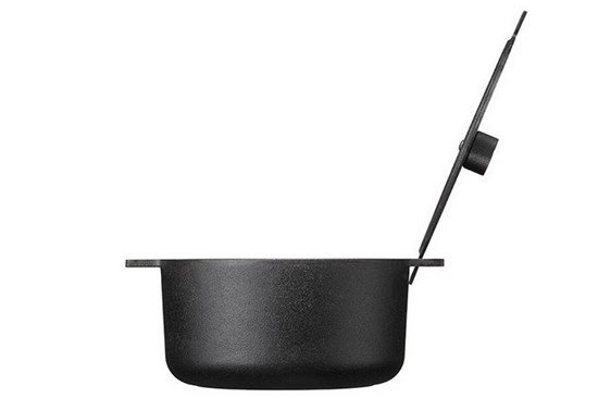Liatinový hrniec Noir s pokrievkou - 5 l